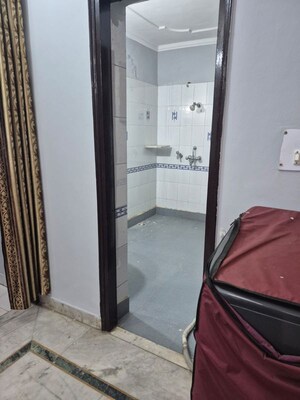 Bathroom in 6+ BHK Villa at New Friends Colony – for Rent