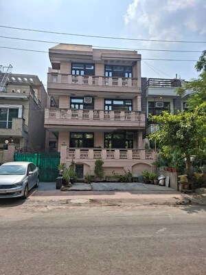 4 BHK Independent House For Rent in Vasant Vihar