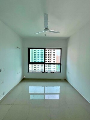 Furnished Amenities in 1 BHK Apartment at Kalpataru Immensa, Kolshet Road – for Sale