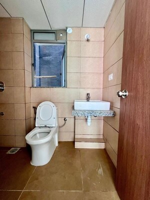 Bathroom in 1 BHK Apartment at Kalpataru Immensa, Kolshet Road – for Sale