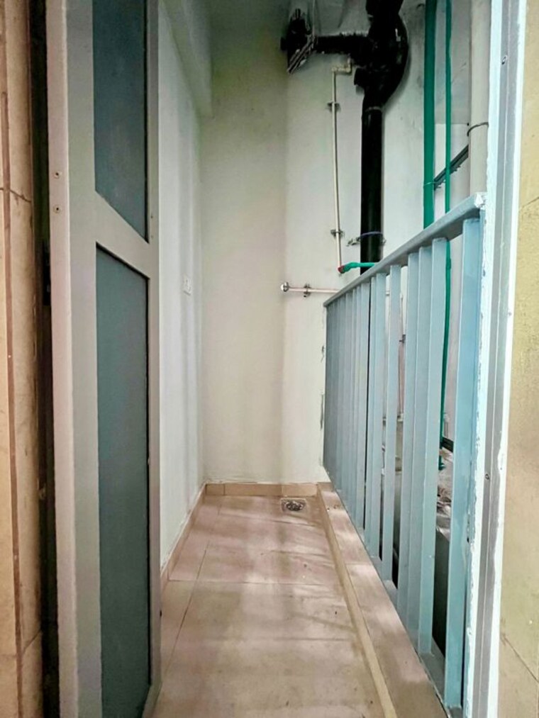 undefined, kalpataru-immensa 1 Bedroom 550 Sq.Ft. Apartment In Kolshet Road Thane 10769241