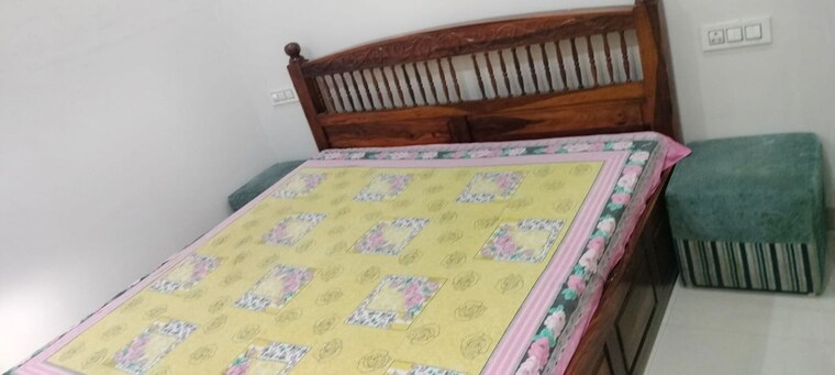 Bedroom, urban-vatika 2 Bedroom 1250 Sq.Ft. Apartment In Dhakoli Zirakpur 10769290