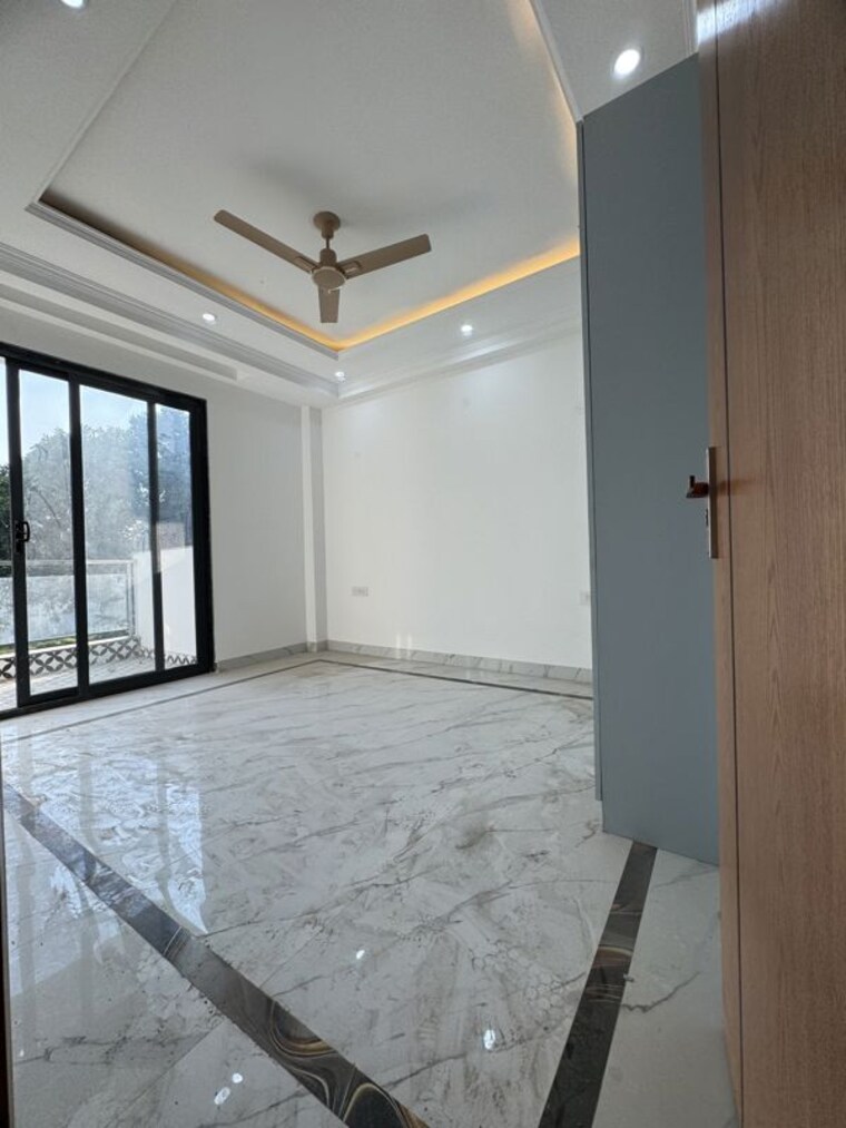 Room, chattarpur 3 Bedroom 1500 Sq.Ft. Apartment In Chattarpur Delhi 10769291