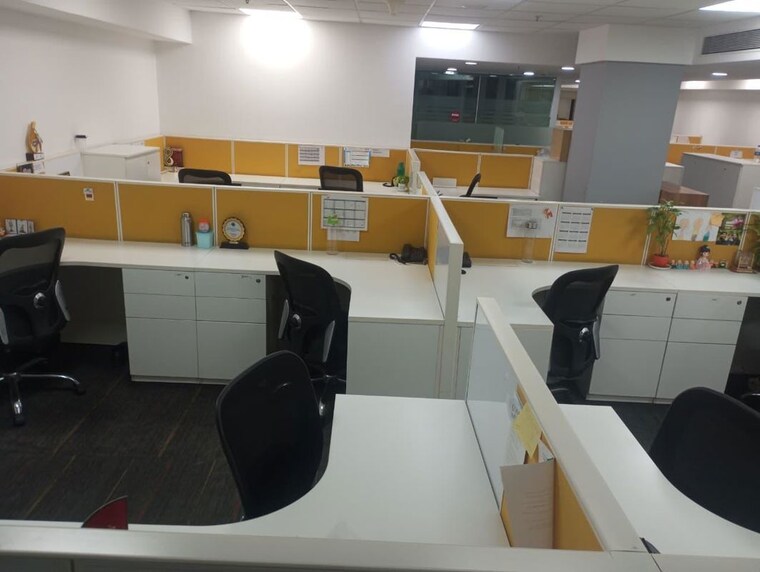 Team Area, solitaire-corporate-park Commercial Office Space 2700 Sq.Ft. In Andheri East Mumbai 10767925