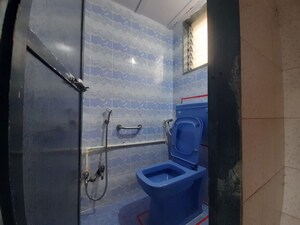 Bathroom in 1 BHK Apartment at Goregaon West – for Rent