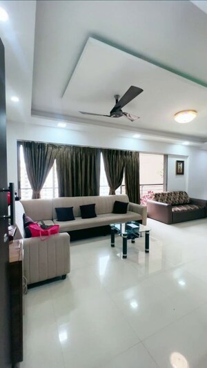 2.5 BHK Apartment For Rent in Runwal Eirene, Balkum Pada