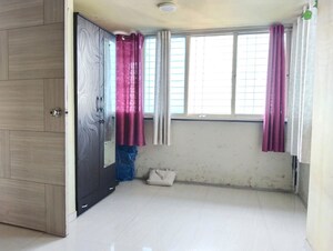 Room in 1 BHK Apartment at Shree Vijay CHS, Khanda Colony – for Rent