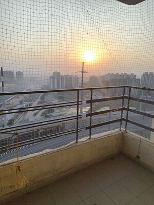 Staircase in 1 RK Apartment at Paramount Oak, Zeta I Greater Noida – for Rent