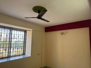Room in 3 BHK Apartment at Kaggadasapura – for Rent