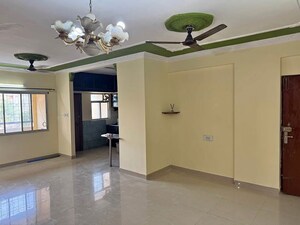 Room in 3 BHK Apartment at Kaggadasapura – for Rent