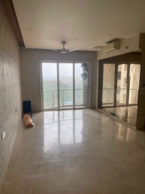 3 BHK Apartment For Rent in Lodha Fiorenza, Goregaon East