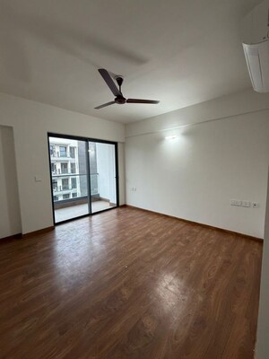 Room in 3 BHK Apartment at Birla Navya, Sector 63a – for Sale