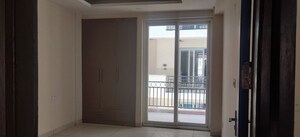Room in 3 BHK Apartment at GHB Splande, Patiala Road – for Rent