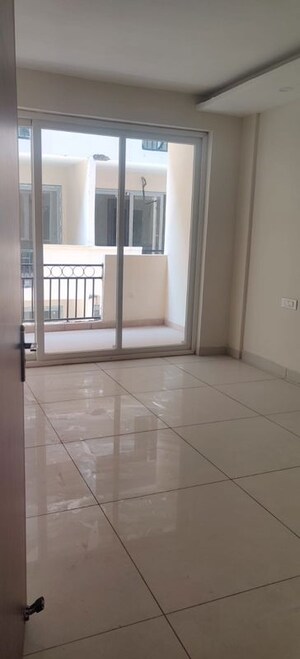 3 BHK Apartment For Rent in GHB Splande, Patiala Road