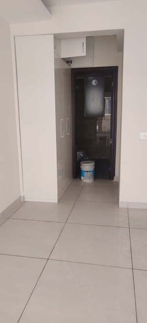 Building Lobby in 3 BHK Apartment at GHB Splande, Patiala Road – for Rent
