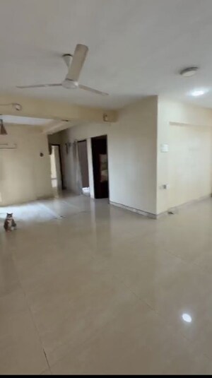 Room in 4 BHK Apartment at K Raheja Corp Maple Leaf, Powai – for Sale