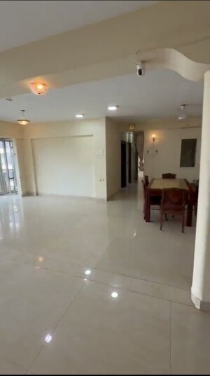 Room in 4 BHK Apartment at K Raheja Corp Maple Leaf, Powai – for Sale