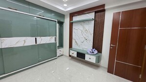 Room in 2 BHK Apartment at Vijay RV Sai Vanamali, Miyapur – for Rent