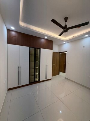 Room in 3 BHK Apartment at The Prestige City, Sarjapur Road – for Rent