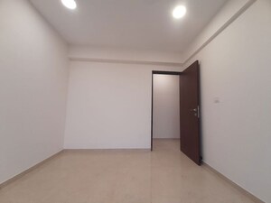 Room in 2 BHK Apartment at Group Satellite Elegance, Goregaon East – for Rent