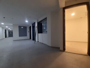 Room in 2 BHK Apartment at Group Satellite Elegance, Goregaon East – for Rent