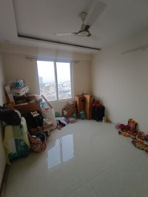 Room in 4 BHK Apartment at Century Eco World I, Narayan Vihar – for Rent