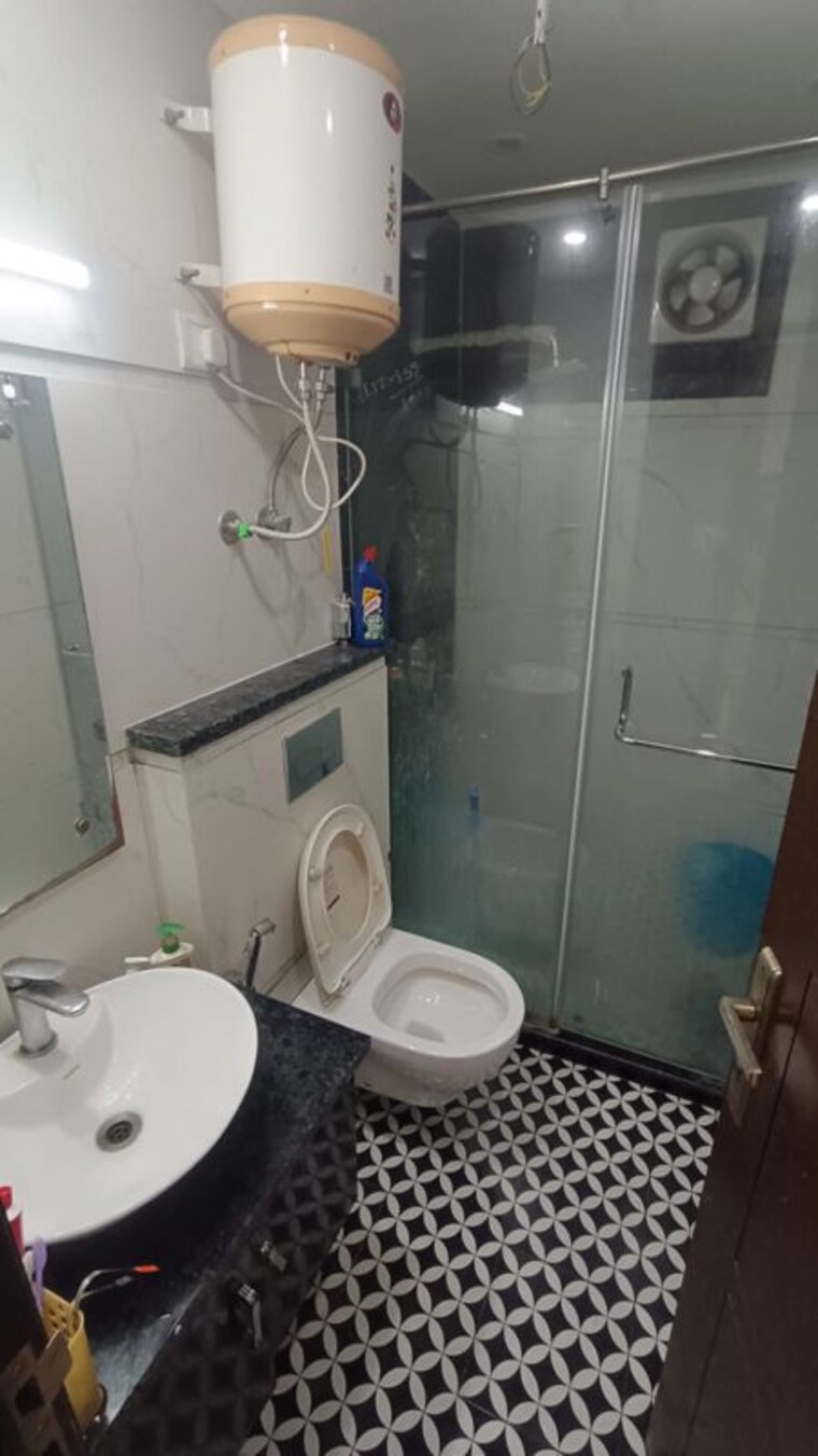 Bathroom, malviya nagar 2 Bedroom 900 Sq.Ft. Builder Floor In Malviya Nagar Delhi 10769471
