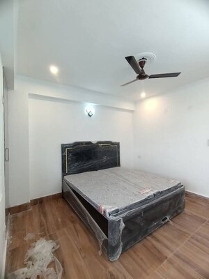 Furnished Amenities in 1 BHK Builder Floor at Saket – for Rent