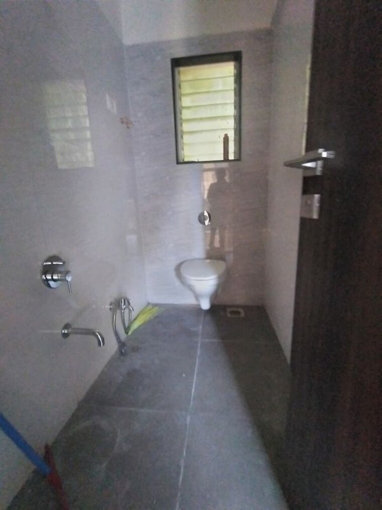 Attached Bathroom, sunshine-willows 1 Bedroom 680 Sq.Ft. Apartment In Ghansoli Navi Mumbai 10769499