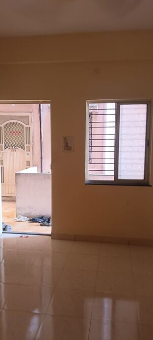 Room in 1 BHK Apartment at Akurdi – for Rent