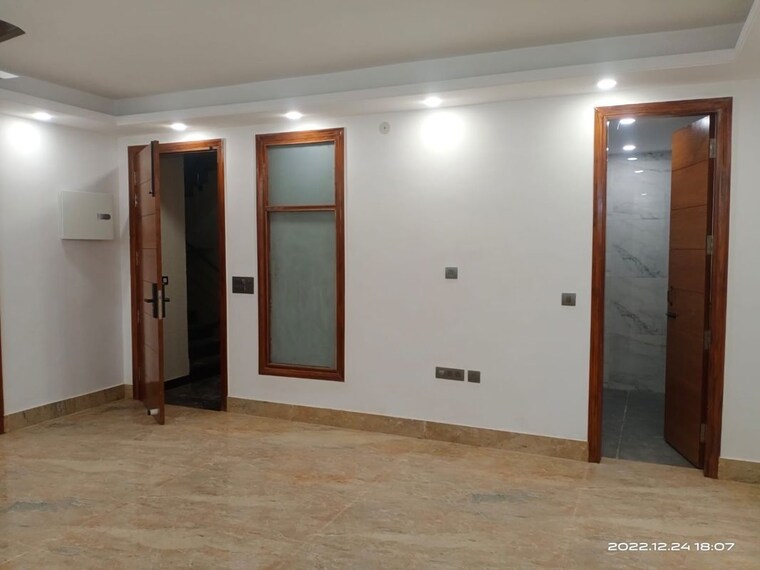Room, vasant kunj 3 Bedroom 220 Sq.Yd. Builder Floor In Vasant Kunj Delhi 10769510