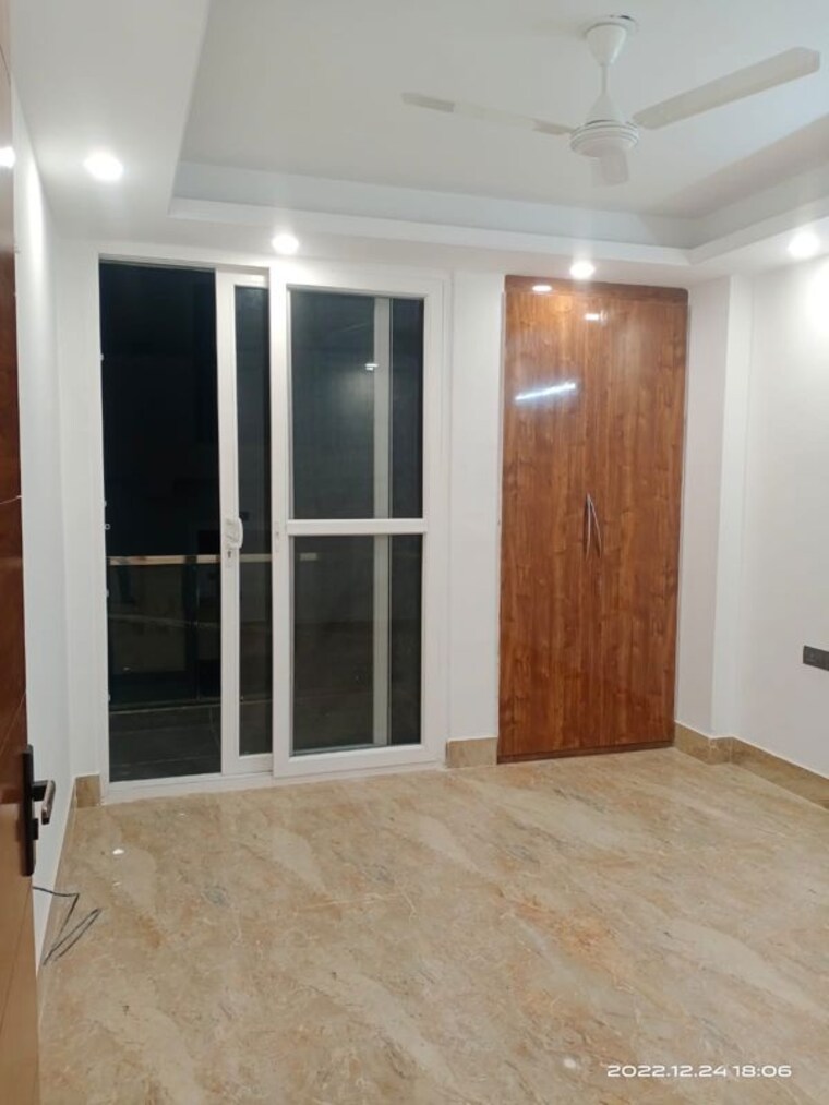 Room, vasant kunj 3 Bedroom 220 Sq.Yd. Builder Floor In Vasant Kunj Delhi 10769510