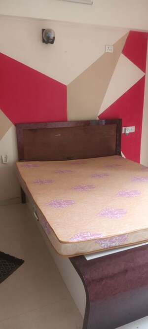 Room in 1 BHK Apartment at Sunshine Willows, Ghansoli – for Rent
