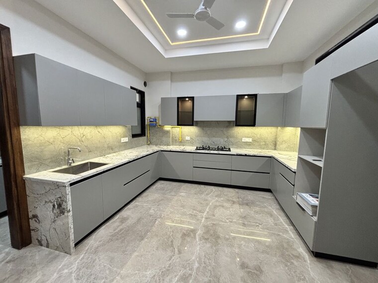 Kitchen, shanti kunj 4 Bedroom 400 Sq.Yd. Builder Floor In Shanti Kunj Delhi 10751429