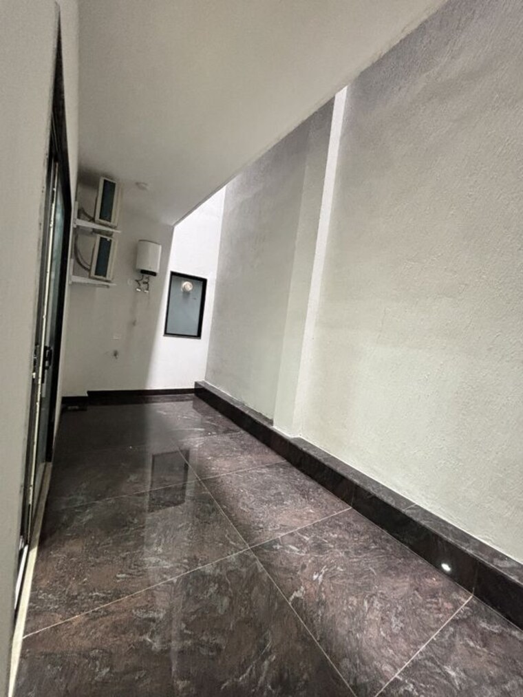 undefined, shanti kunj 4 Bedroom 400 Sq.Yd. Builder Floor In Shanti Kunj Delhi 10751429