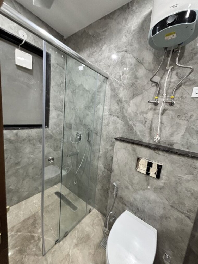 undefined, shanti kunj 4 Bedroom 400 Sq.Yd. Builder Floor In Shanti Kunj Delhi 10751429
