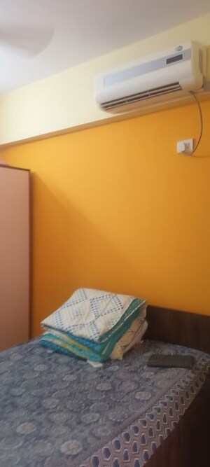 Room in 1 BHK Apartment at Sunshine Willows, Ghansoli – for Rent