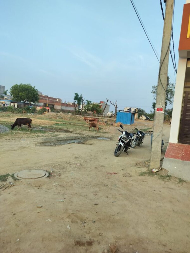  Parking, him-greens-apartments  550 Sq.Ft. Plot In Kamta Lucknow 10769540