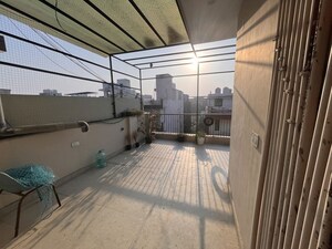 Kitchen in 1 BHK Builder Floor at Sushant Lok I – for Rent