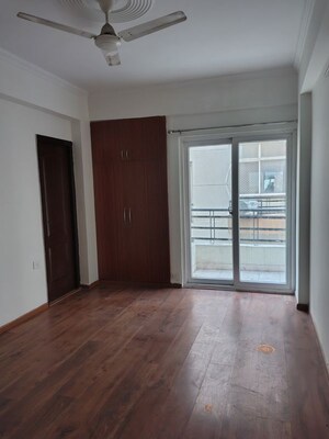 2 BHK Apartment For Rent in Amrapali Centurian Park, Tech Zone 4 Greater Noida