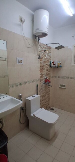 Bathroom in 3 BHK Apartment at Richmond Town – for Rent