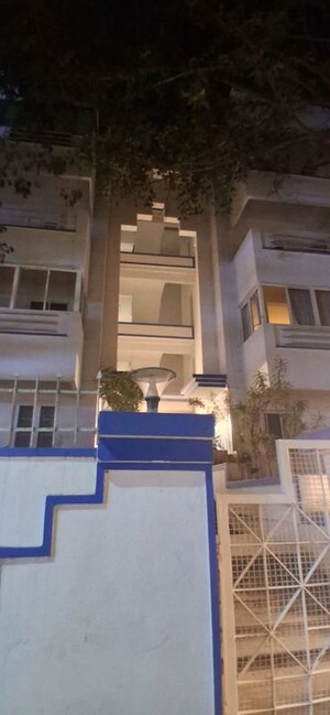 3 BHK Apartment – Entrance View at Richmond Town - for Rent