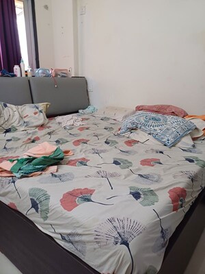 Master Bedroom in 2 BHK Apartment at Sunshine Heights Ghasoli, Ghansoli – for Rent
