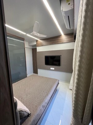 Room in 2 BHK Apartment at Gami Avant, Vashi Sector 18 – for Sale