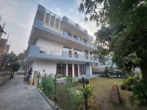 5 BHK Independent House – Exterior View View at Sector 16 A - for Sale
