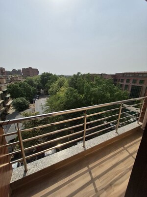 Balcony in 2.5 BHK Builder Floor at Mayur Vihar – for Rent