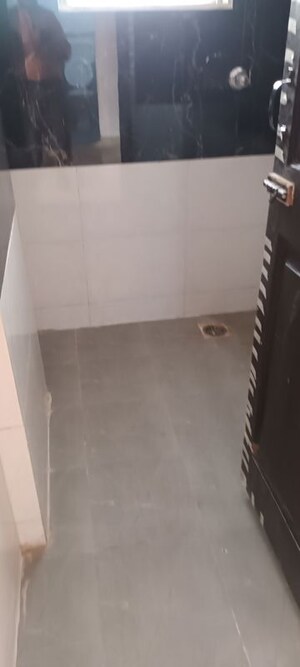 Bathroom in 1 BHK Apartment at Sector 23 Ghansoli – for Rent