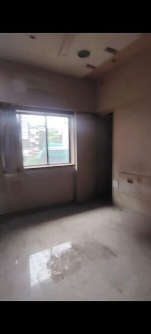 Room in 2 BHK Apartment at Seva Samiti CHS, Sion East – for Rent