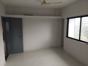 Room in 2 BHK Apartment at Ashoka Nagar – for Rent