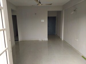 Room in 2 BHK Apartment at Ashoka Nagar – for Rent